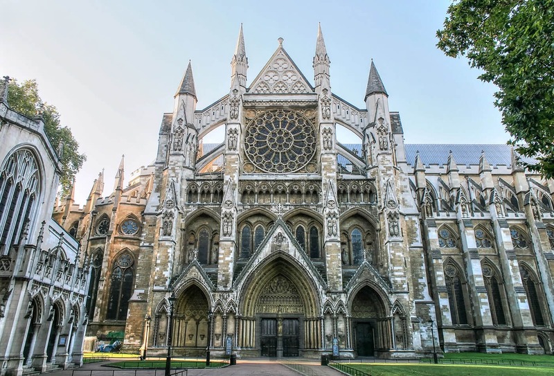 Kiến trúc Gothic là gì